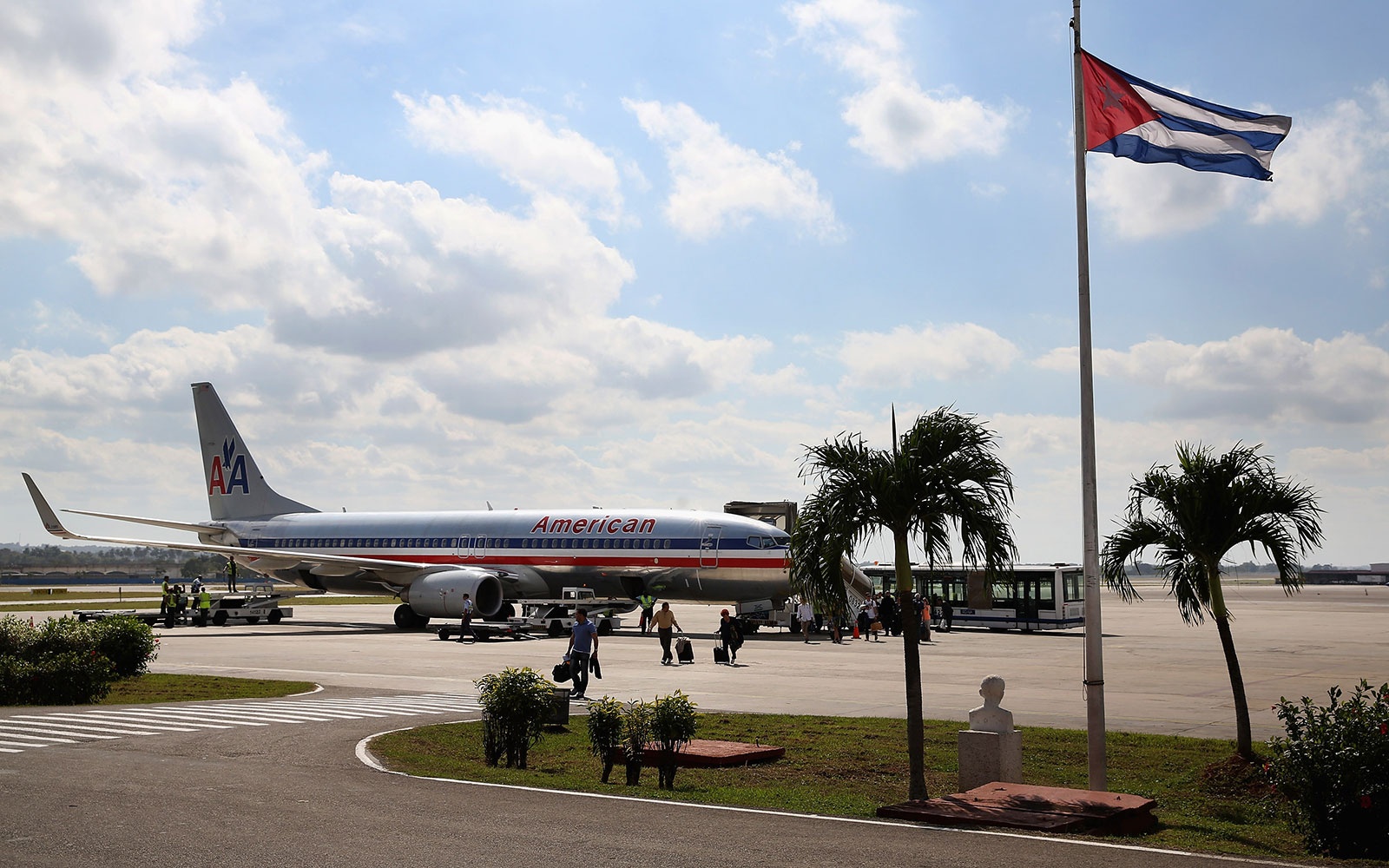 Ponte aérea Cuba-EUA oficialmente aberta