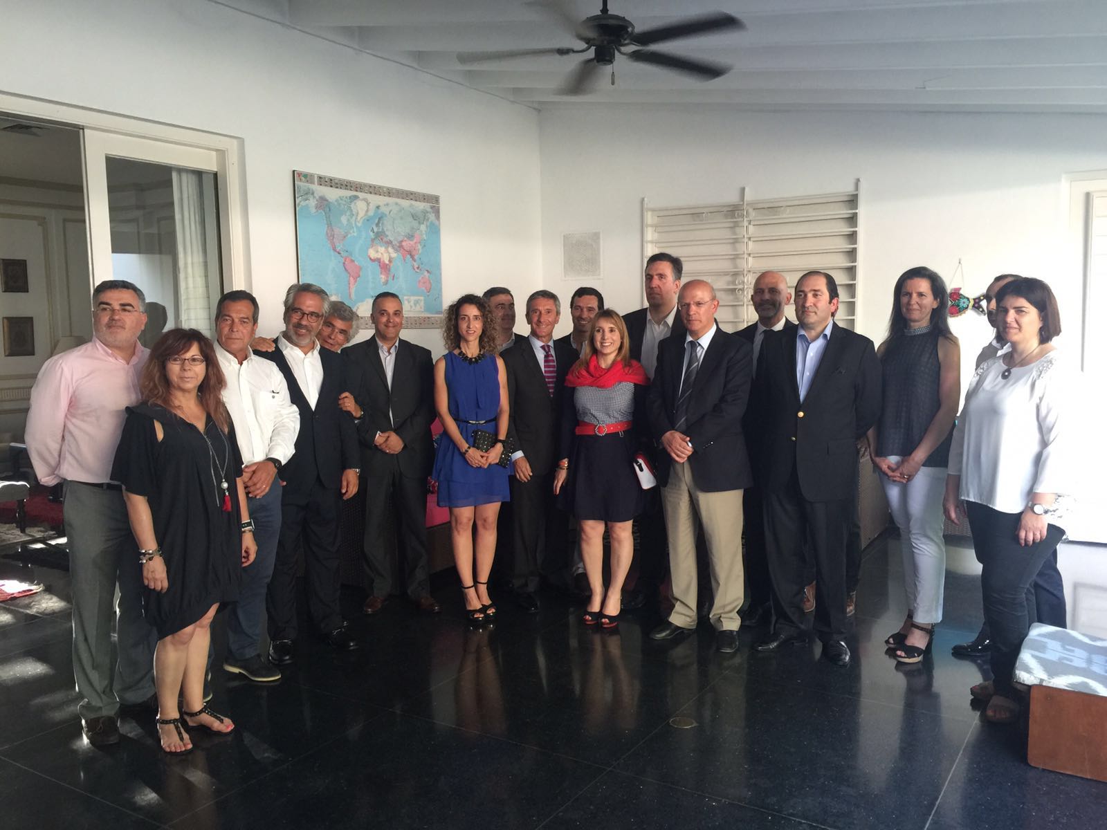 Empresários portugueses recebidos na Embaixada de Portugal em Cuba