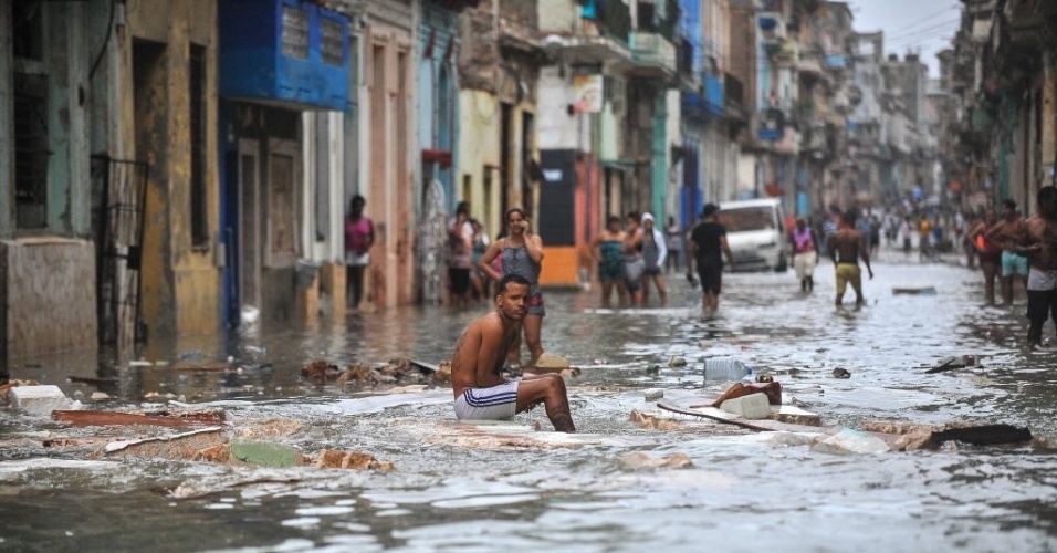 Acção de solidariedade pelo povo cubano – “SOMOS CUBA”
