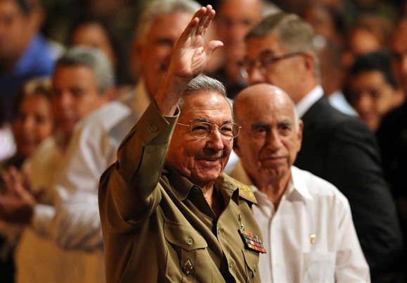 Raúl Castro deixa a presidência de Cuba em Abril de 2018